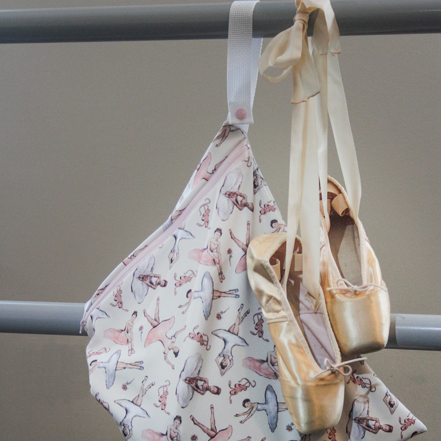 On-the-Go Wet Bag - Little Dancers - smart bottoms - Ballet print - Cloth diaper waterproof bag