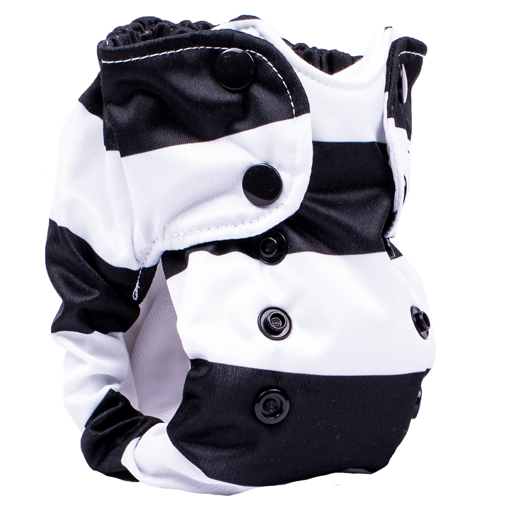 Smart Bottoms - Born Smart Newborn Diaper - Organic cloth diaper - Manhattan black and white newborn cloth diaper 